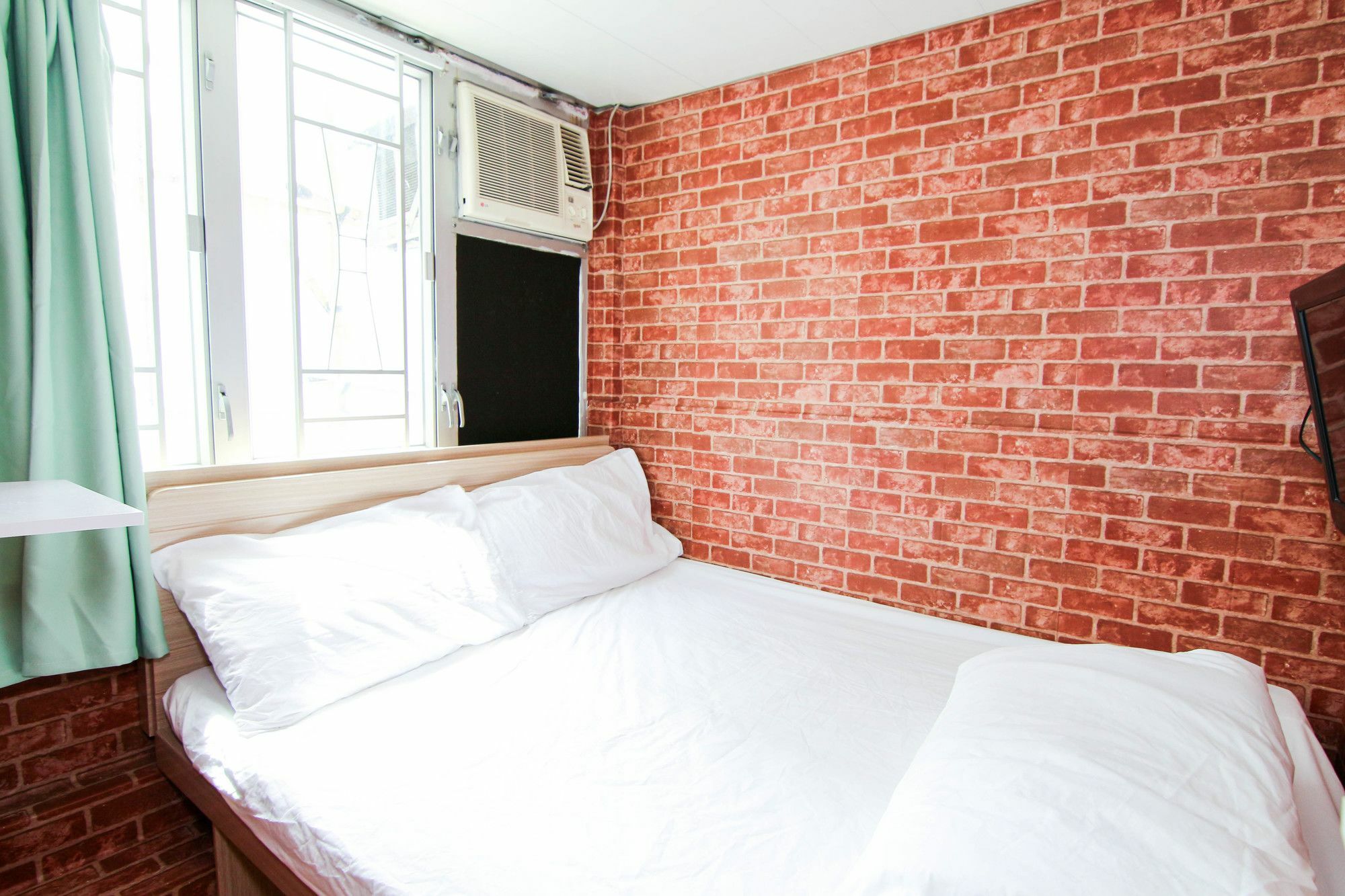 Cozy Inn Jordan Station Гонконг Экстерьер фото